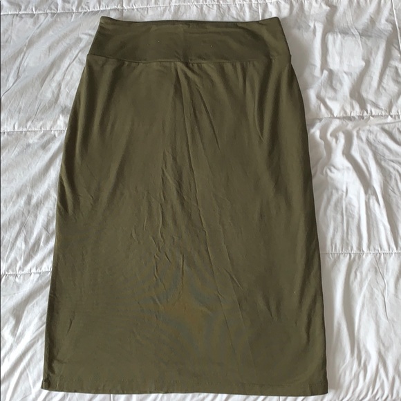 Guess Skirt - Picture 2 of 4